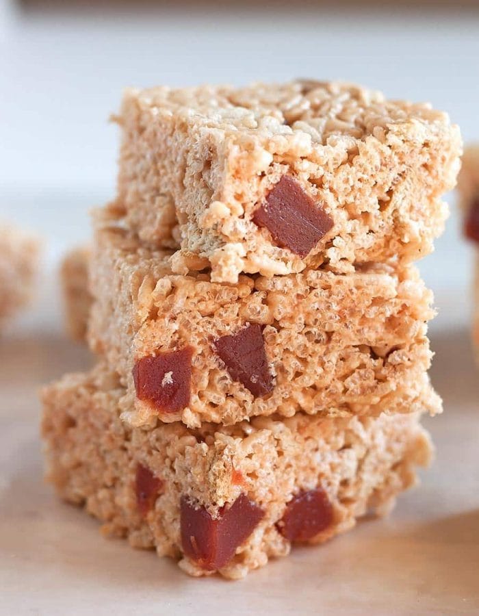 Deliciously sweet treats made with crispy rice cereal, guava marmalade marshmallow cream, cubes of guava paste and crumbled Maria cookies!